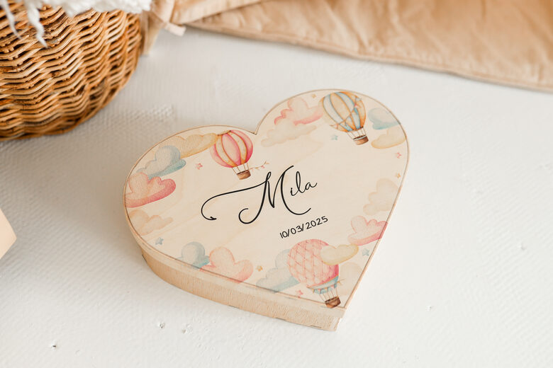 Sirds formas atmiņu kaste ar baloniem